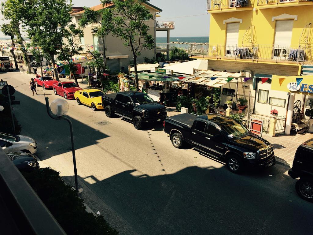 Hotel Acapulco Viserbella di Rimini Luaran gambar