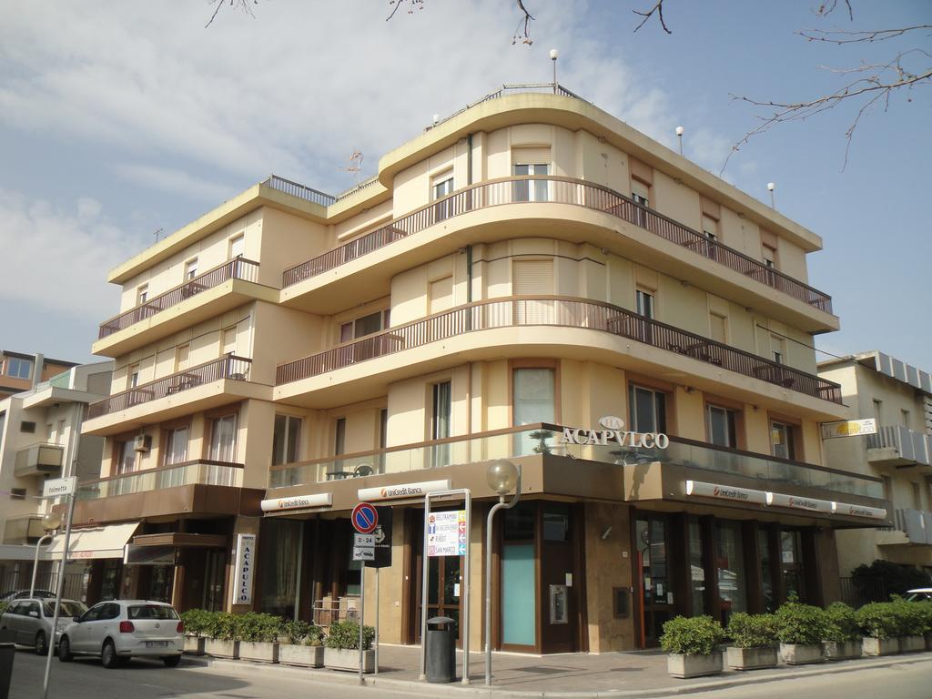 Hotel Acapulco Viserbella di Rimini Luaran gambar