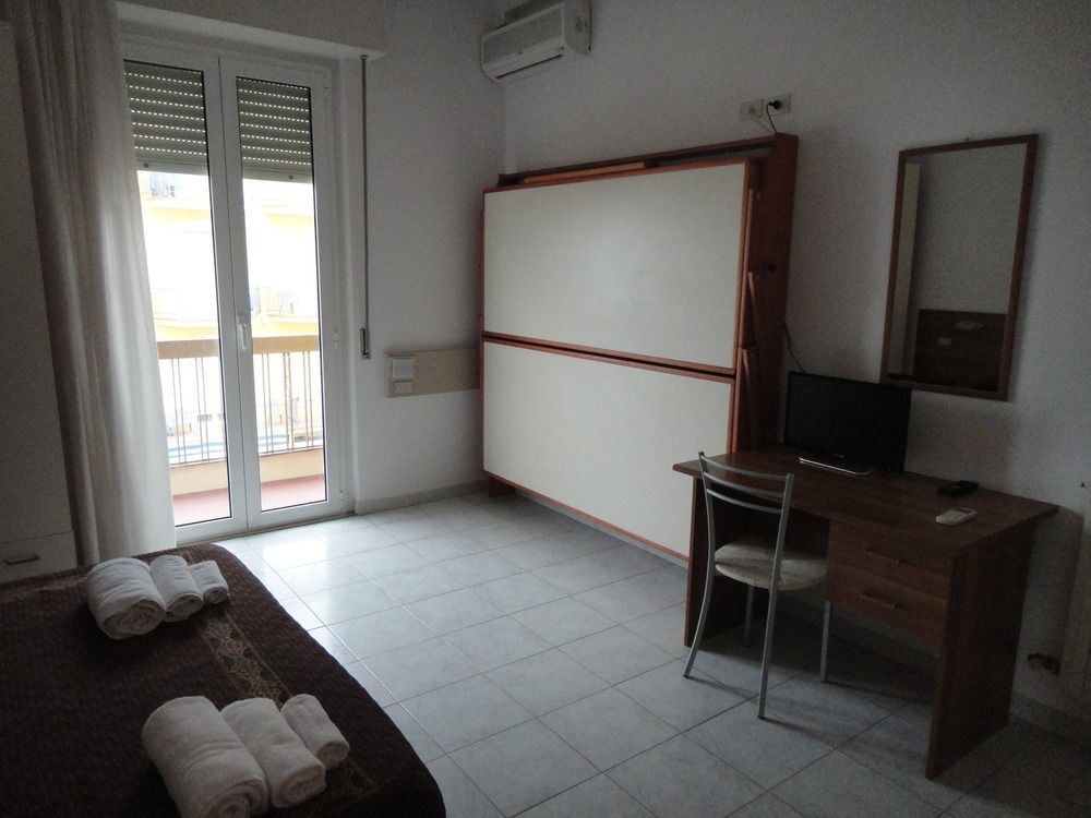 Hotel Acapulco Viserbella di Rimini Luaran gambar
