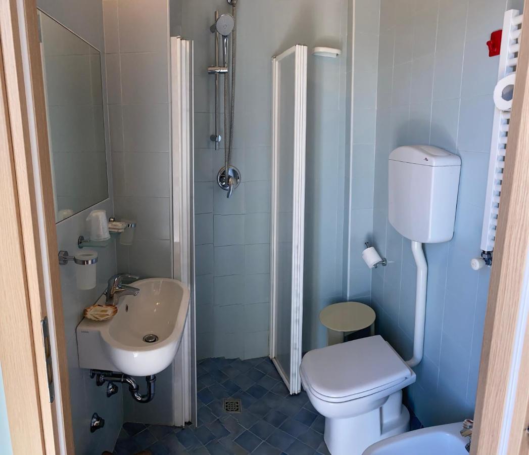 Hotel Acapulco Viserbella di Rimini Luaran gambar